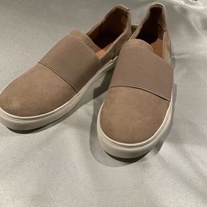 *Never Worn!* A New Day Slip-ons size 9.5